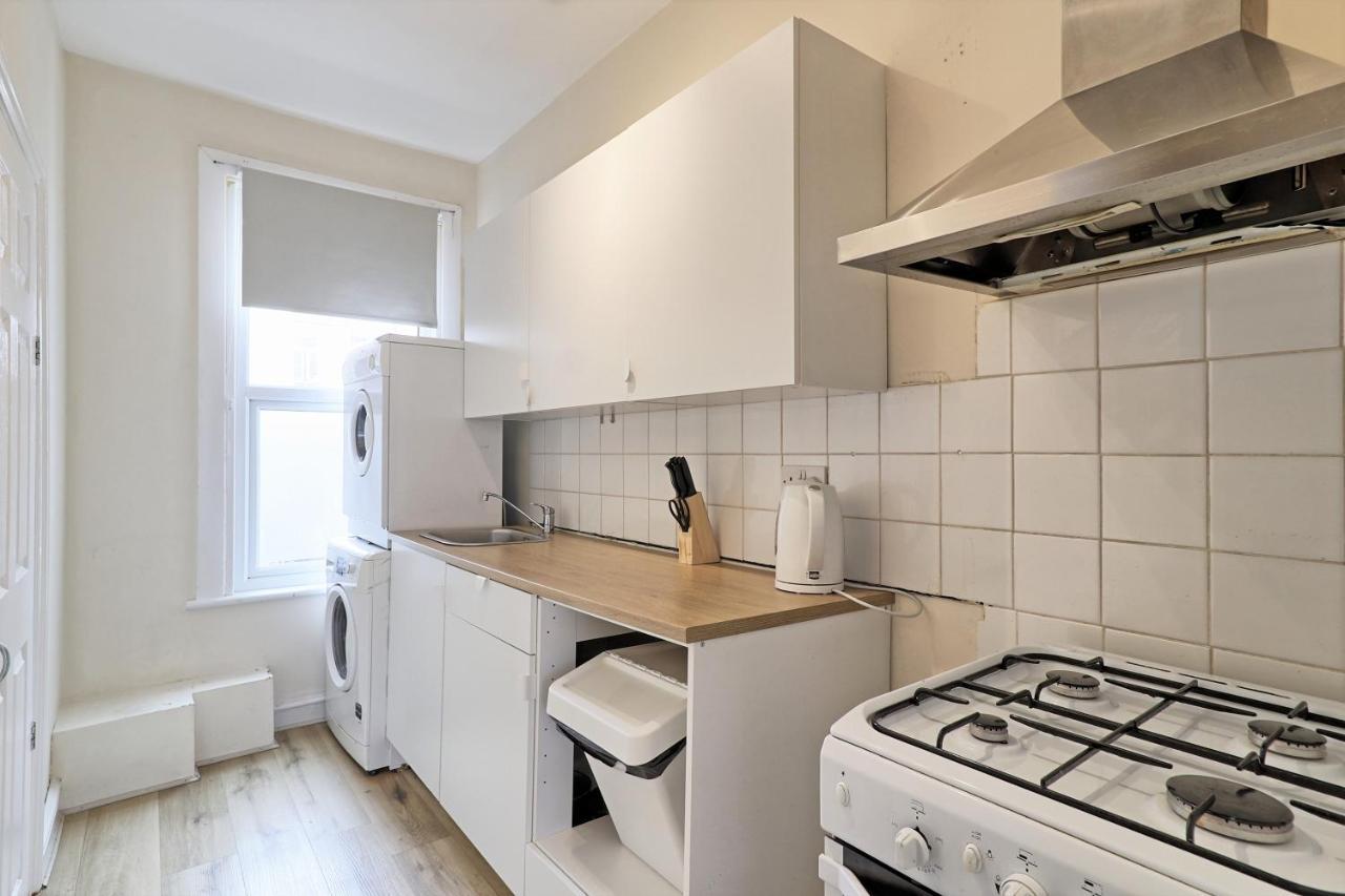 Lovely 1-Bedroom Condo Near The Sea Front 桑斯安 外观 照片